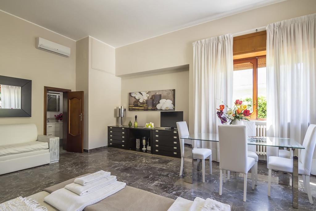 Villa Lazzari B&B Tra I Due Mari Maglie Exterior photo